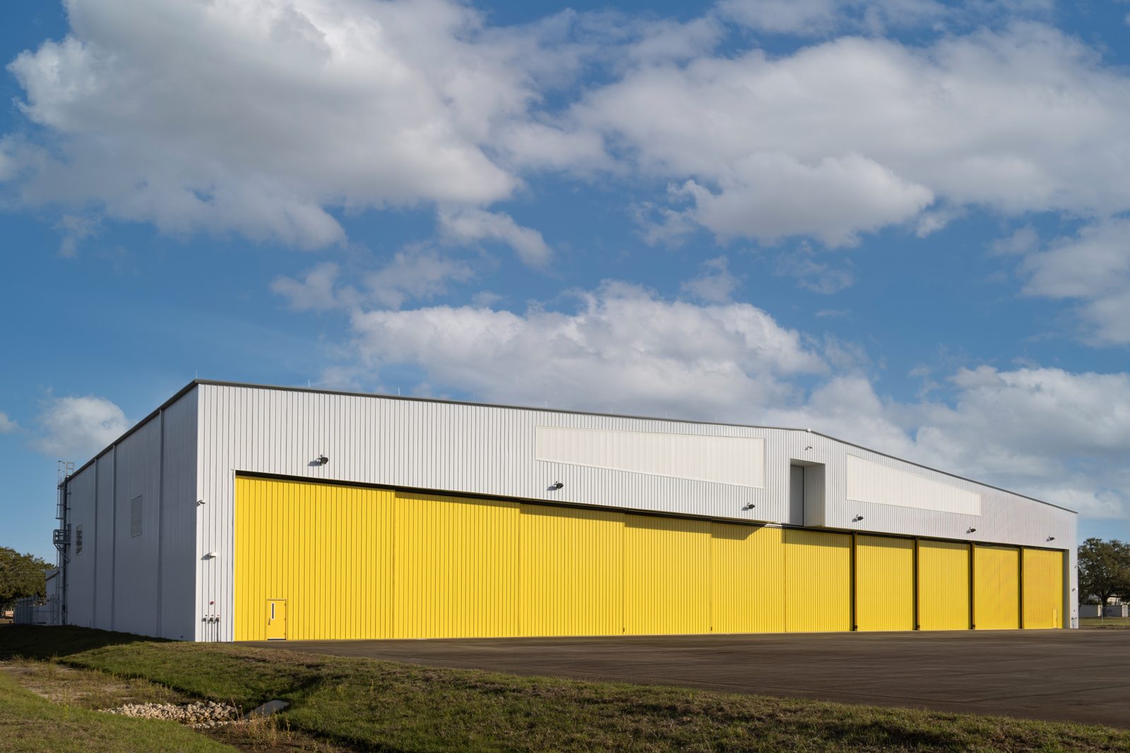 Sheltair TPA hangar exterior, Tampa